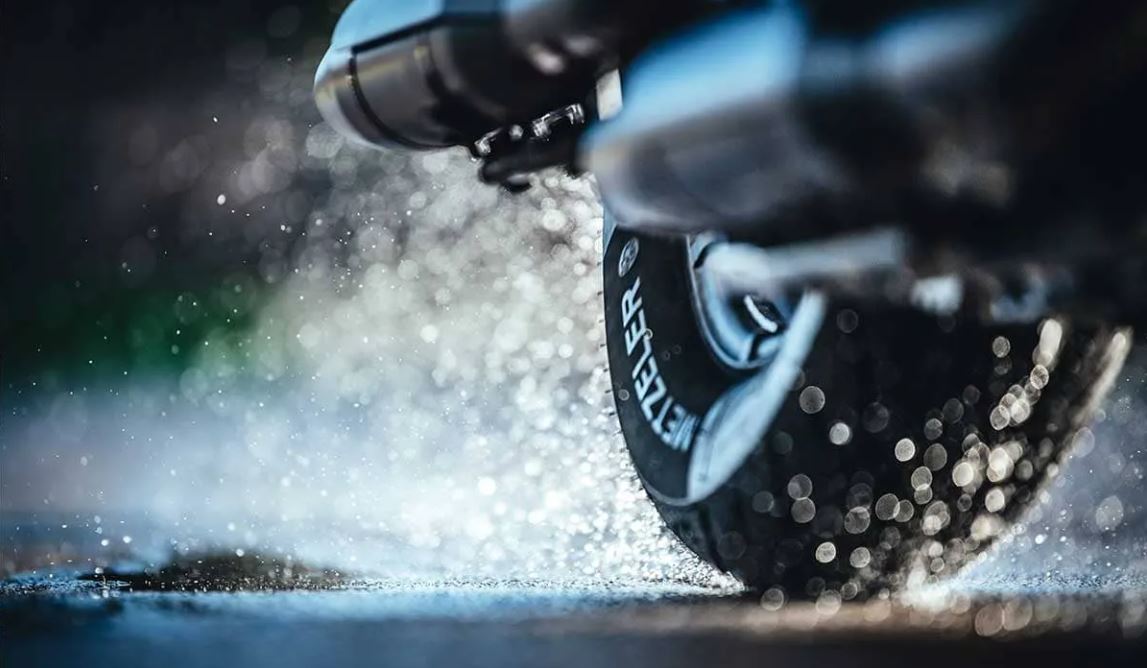 METZELER CRUISETEC MOTORCYCLE TIRE