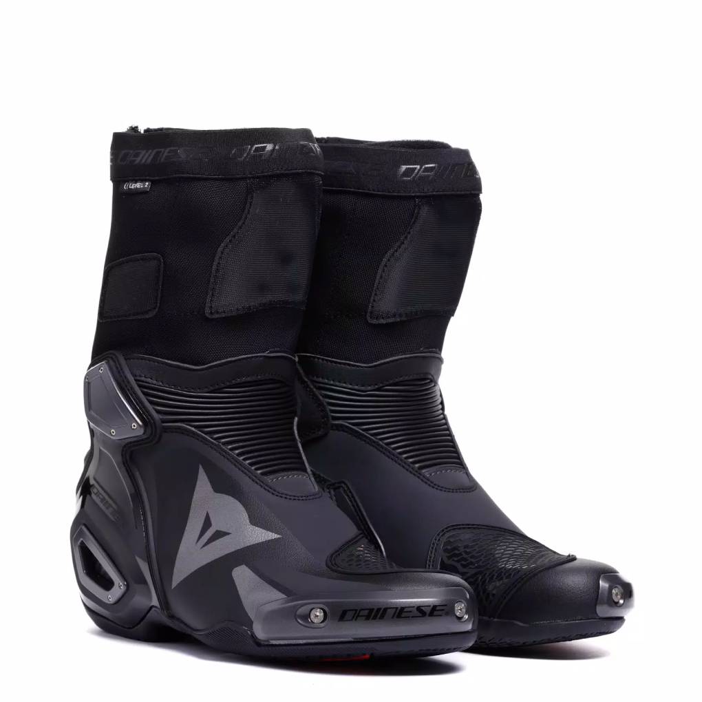 DAINESE AXIAL 2 MOTORCYCLE RACING BOOTS