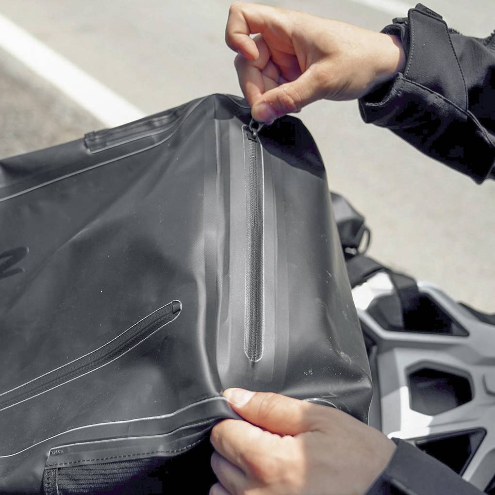 LS2 MOVE AHEAD WATERPROOF RIDER BACKPACK - 20L