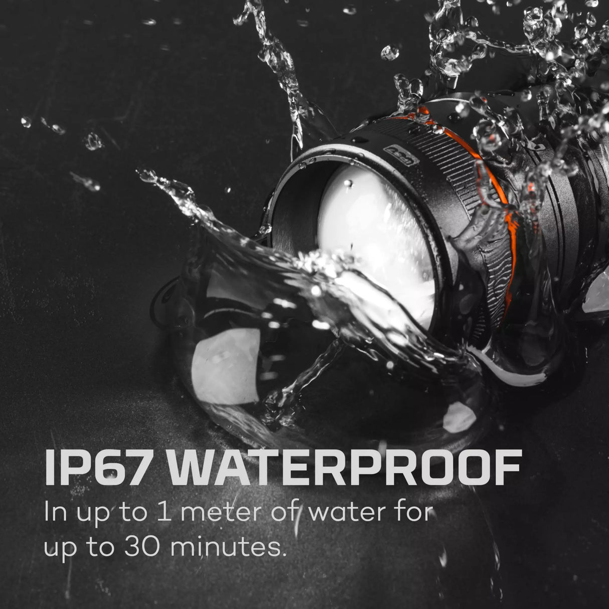 NEBO NEWTON 1000 LUMEN FLASHLIGHT