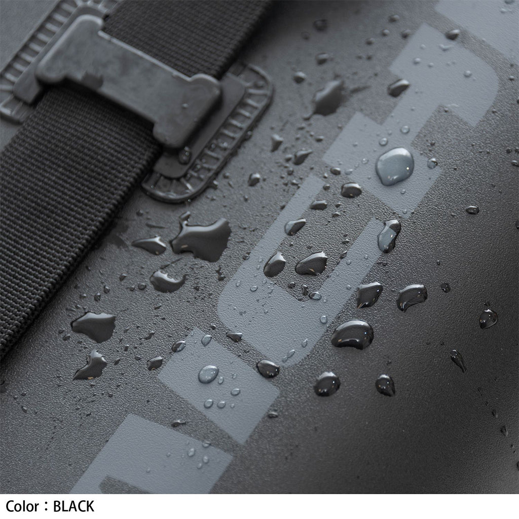 TAICHI RSB290 WATERPROFF BUCKET MOTORCYCLE BACKPACK