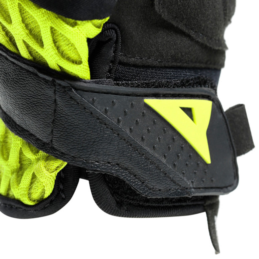 DAINESE AIR-MAZE MOTORCYCLE GLOVES