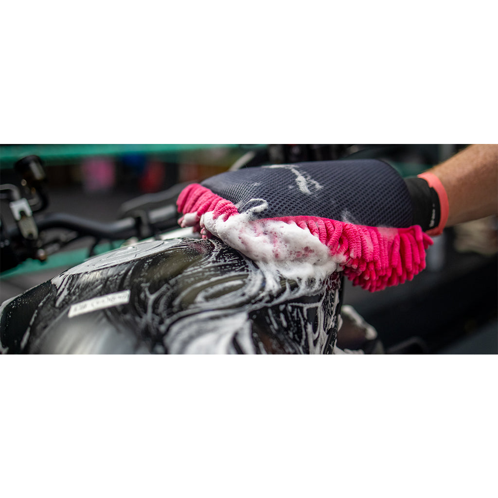 MUC-OFF MOTO/BIKE 2 IN 1 MICROFIBRE WASH MITT