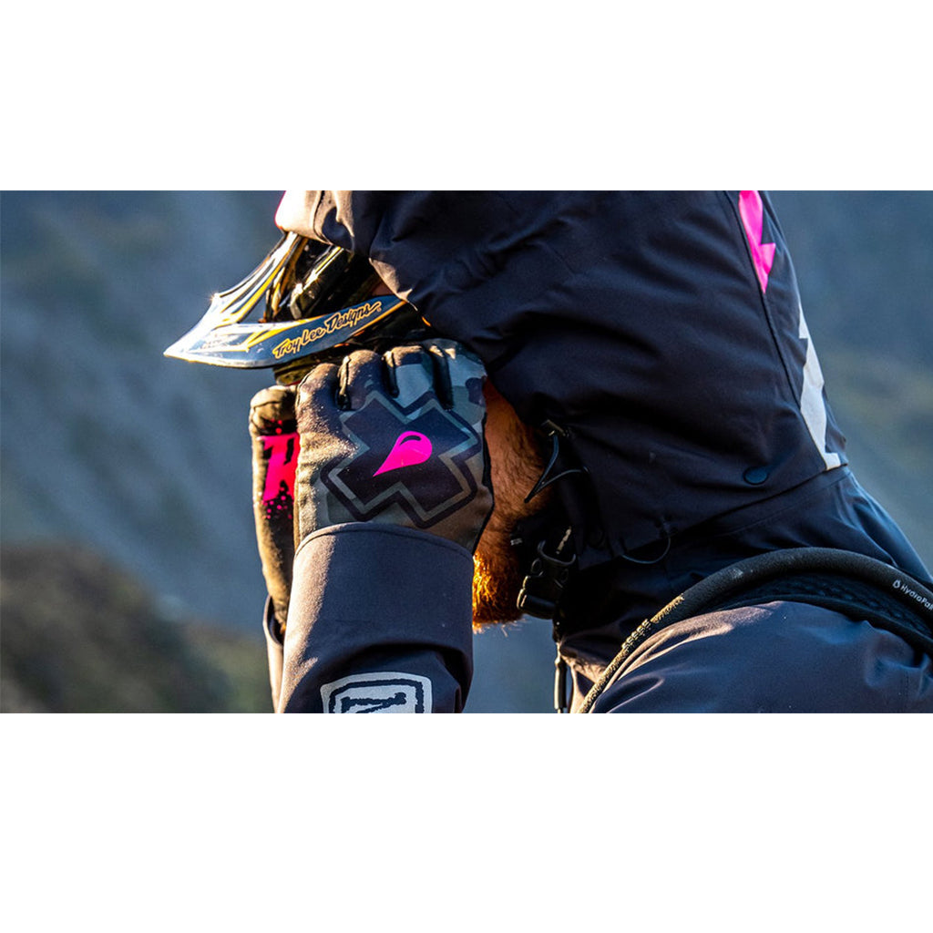 MUC-OFF BIKE RIDER GLOVES