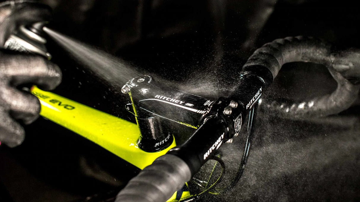 MUC-OFF MOTO/BIKE MO-94 MULTI-USE SPRAY LUBRICANT