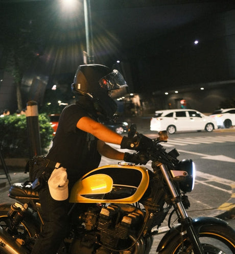 Schuberth S3 vs Shoei GT-Air 3: Which One Actually Keeps You From Getting Lightheaded on the Highway?