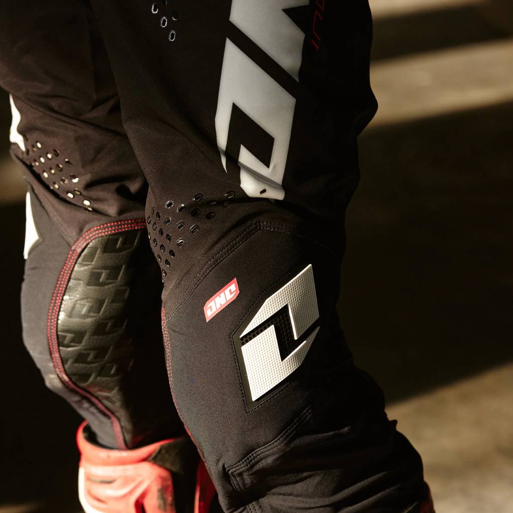 ONE INDUSTRIES X-197 UNO MX PANTS