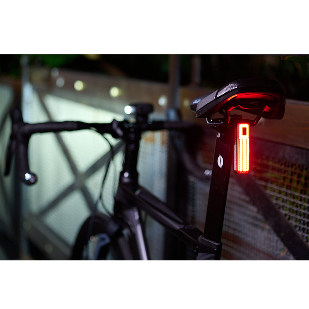 MOON SPORT HELIX SENSE 450 TAIL LIGHT